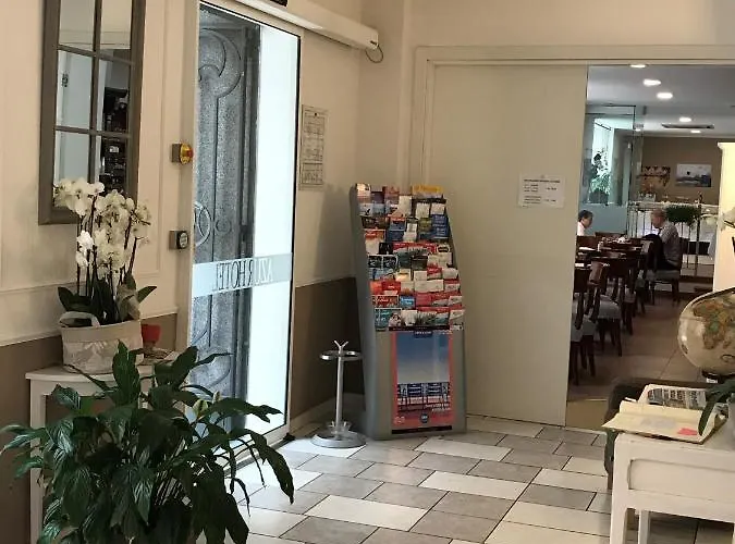 Azur 3*