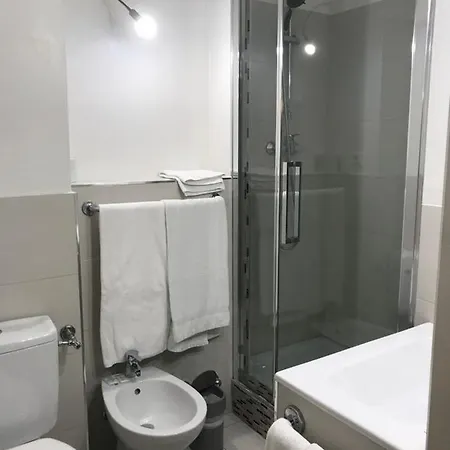 Azur Hotel